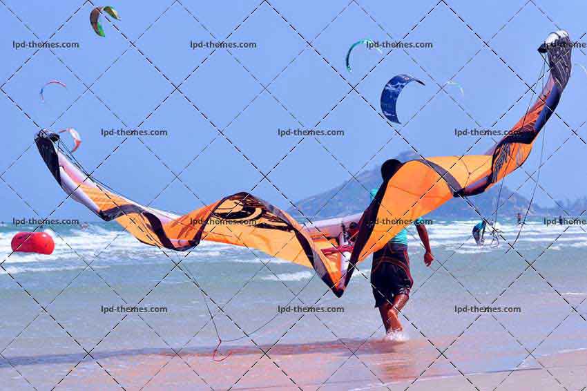 Kite Surfer